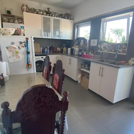 Quarto em Acomodações Particulares Perto Aeroporto 2 Lisboa